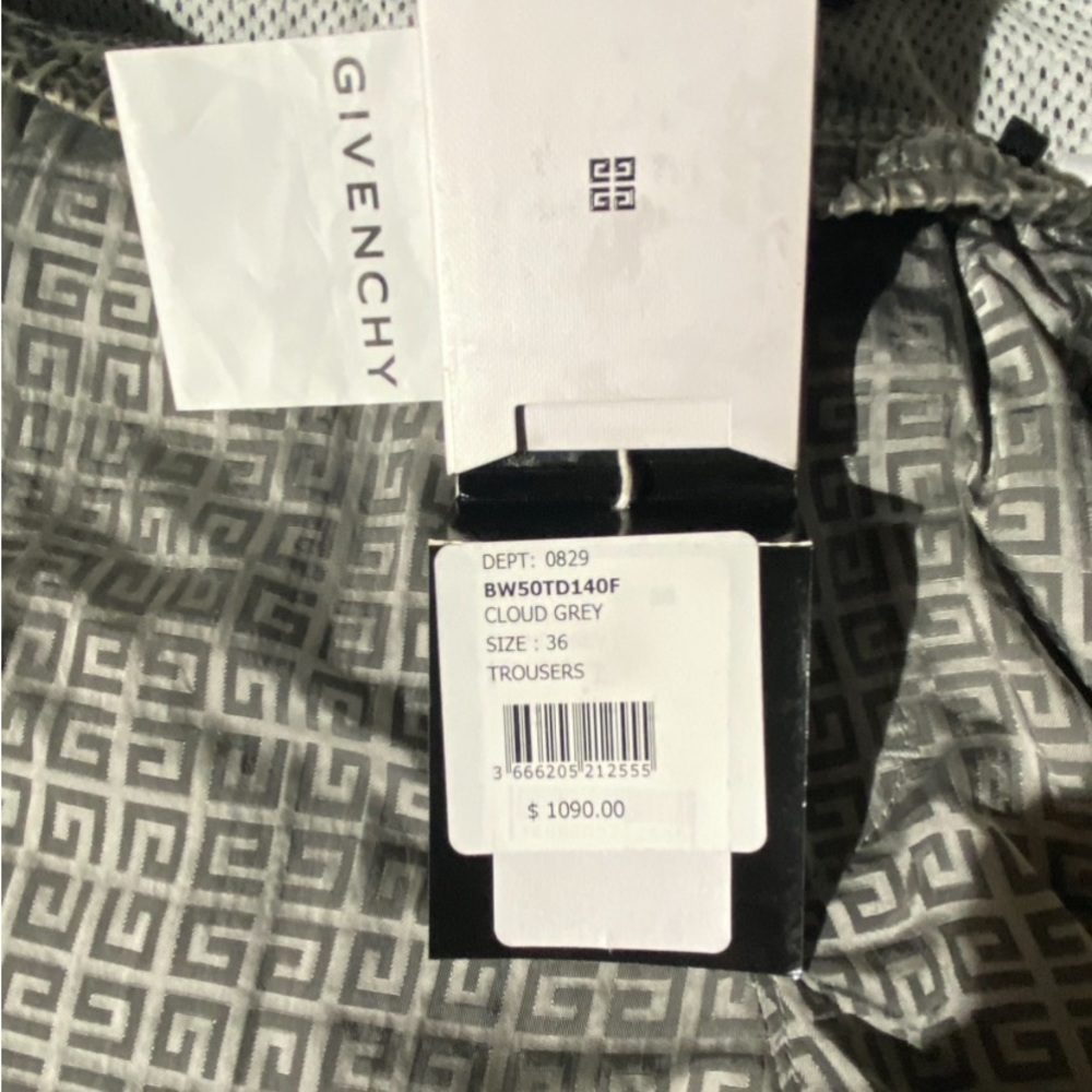 GIVENCHY CLOUD GRAY TROUSERS. NEW WITH TAGS. SIZE 36 - Picture 10 of 13